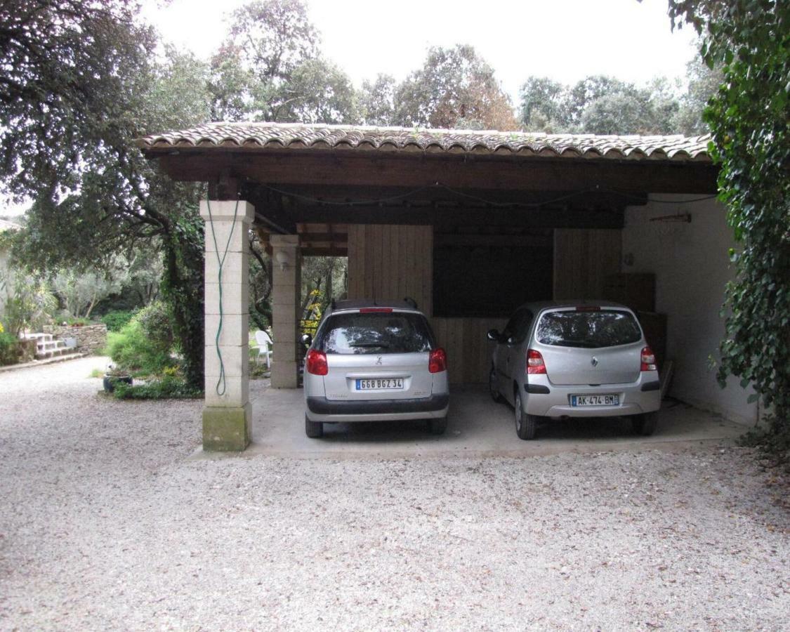 Domaine Du Bois Gite Bleuette Galargues Luaran gambar
